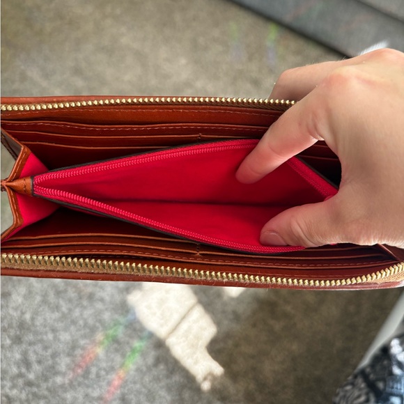 Dooney & Bourke Black and Brown Textured Leather Wallet - Picture 3 of 7